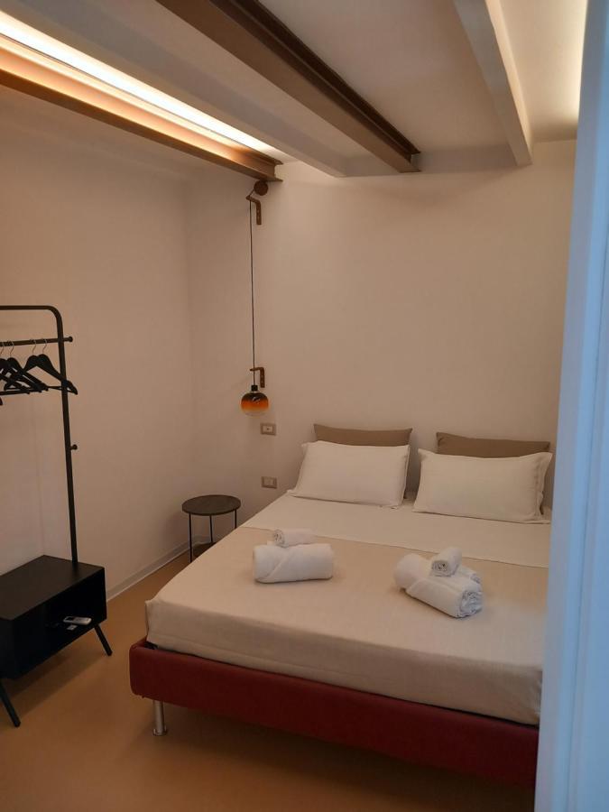 La Casetta Guest House Oristano Bagian luar foto