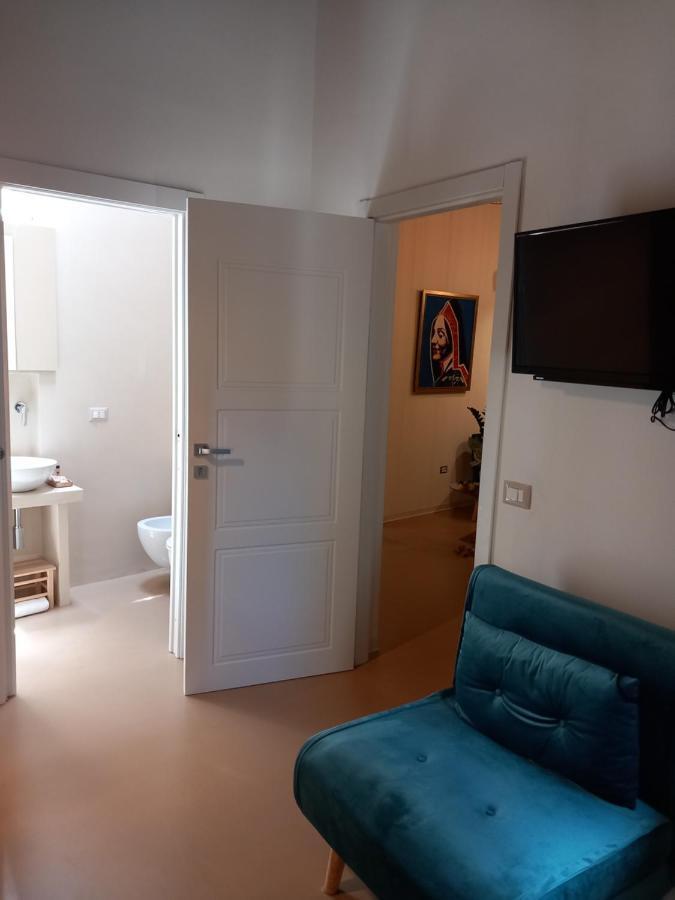 La Casetta Guest House Oristano Bagian luar foto